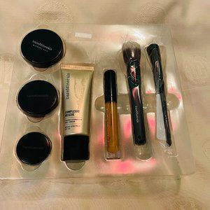 Bare Minerals 7 pc Complexion Rescue Kit “Love, California” set